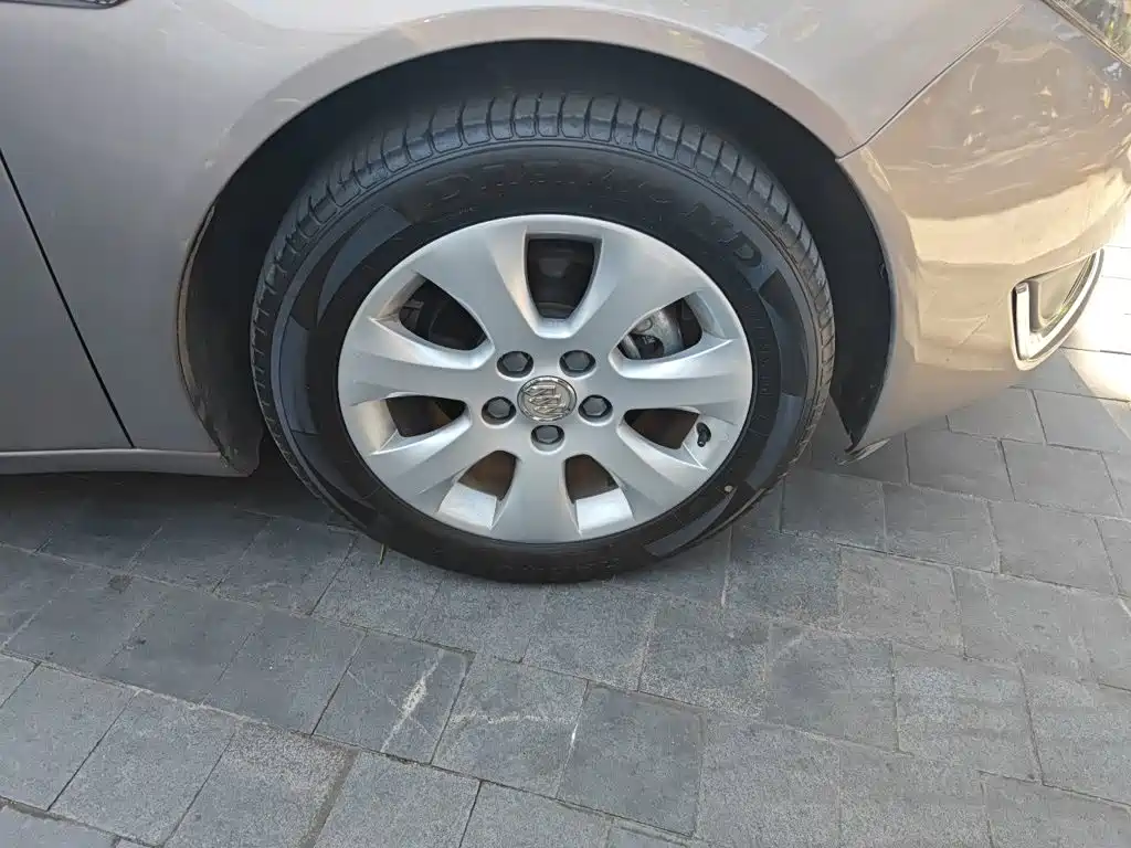 Buick Regal — миниатюра 24