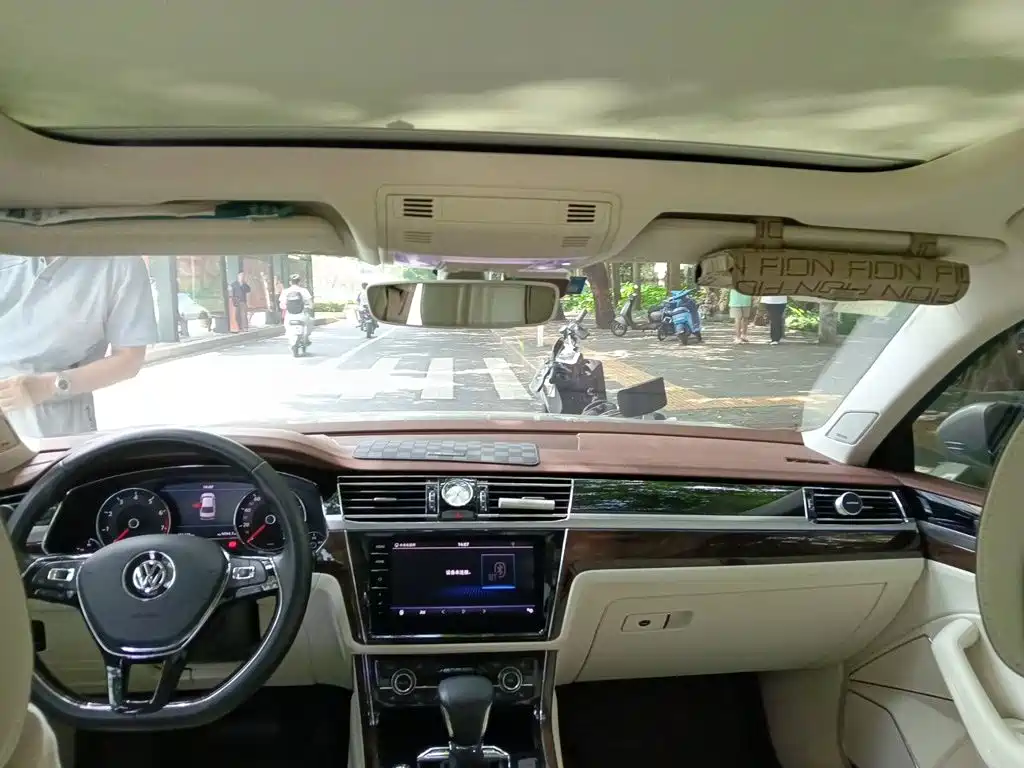 Volkswagen Phideon — миниатюра 15