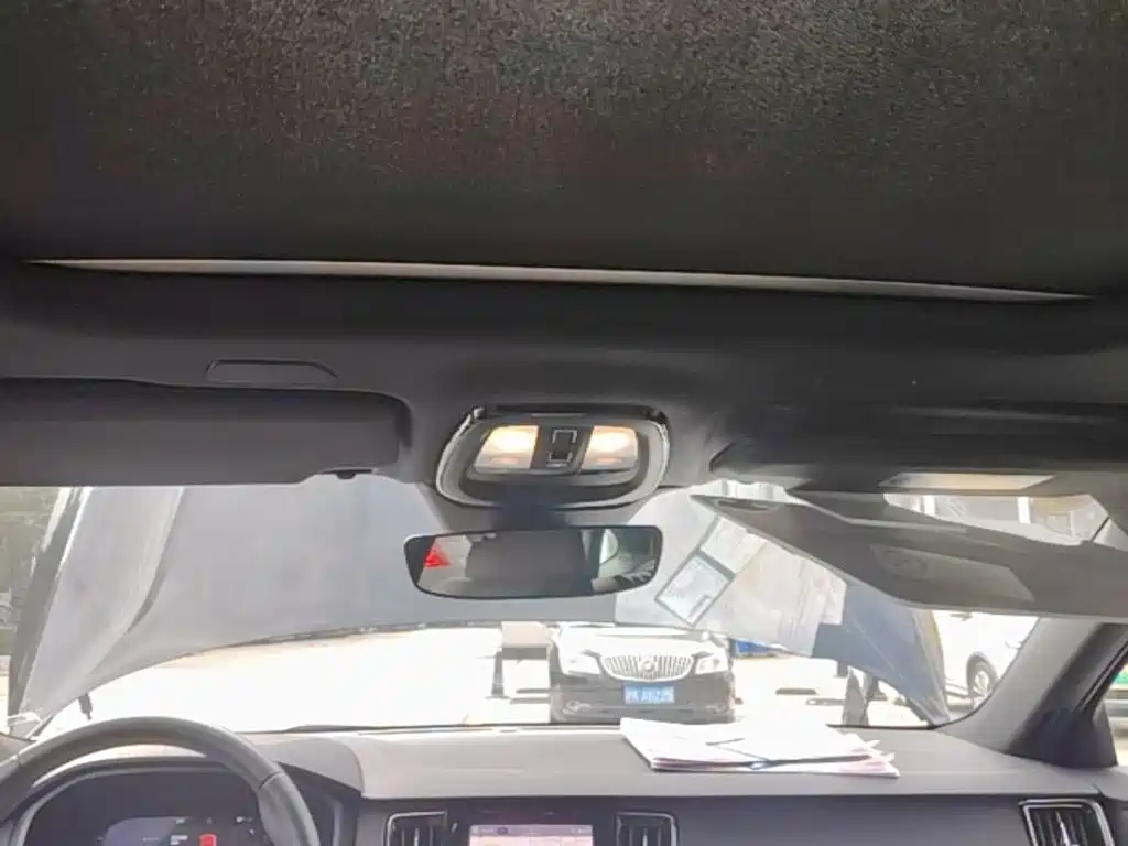 Volvo S90 — миниатюра 18