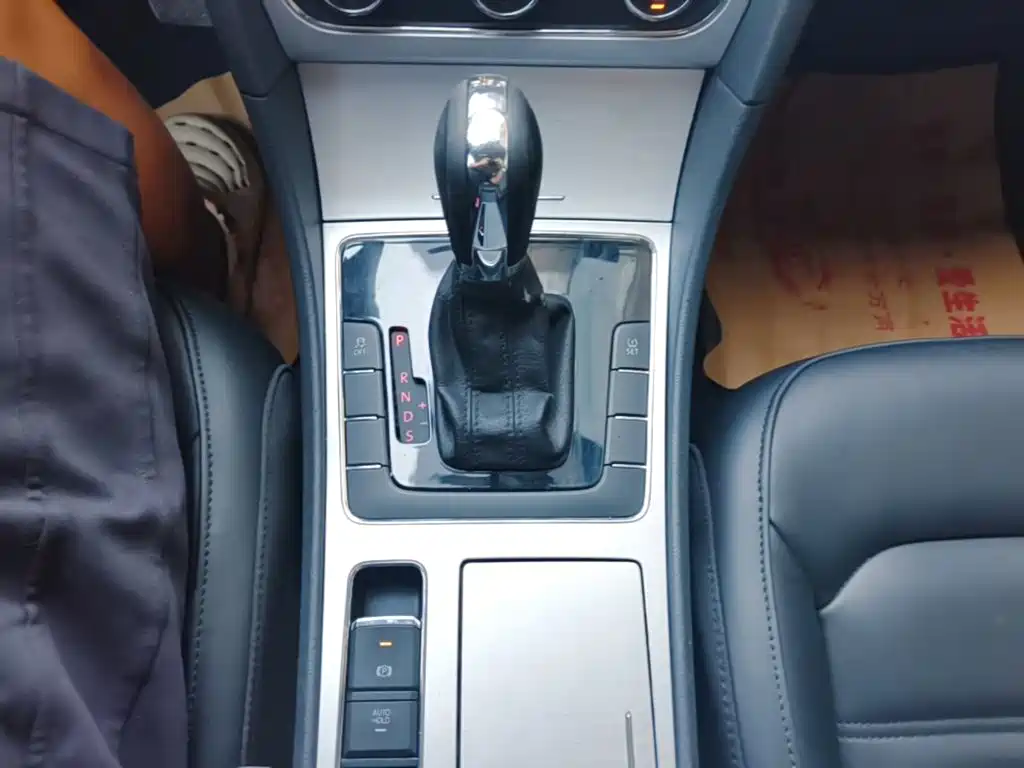 Volkswagen Passat — миниатюра 14