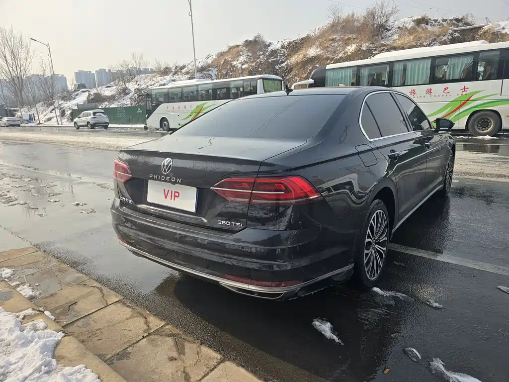 VOLKSWAGEN HUIANG