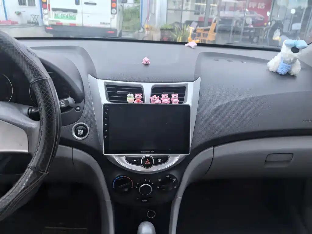 Hyundai Verna — миниатюра 11