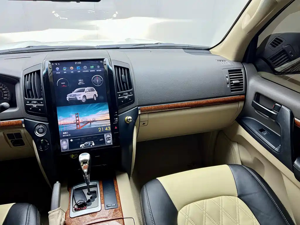Toyota Land Cruiser — миниатюра 28