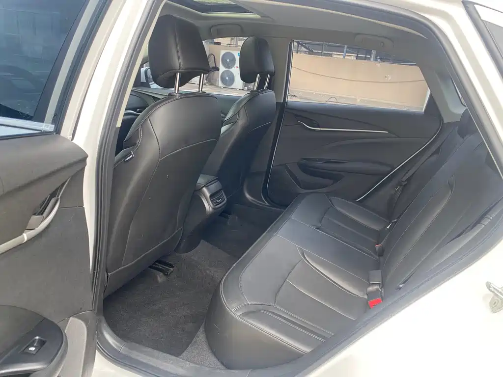 Buick Excelle — миниатюра 15