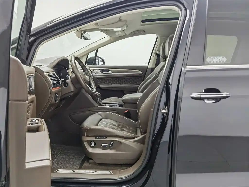 Volkswagen Viloran — миниатюра 10