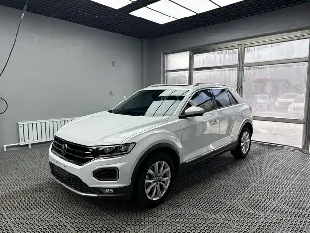 VOLKSWAGEN T ROC EXPLORING SONGS