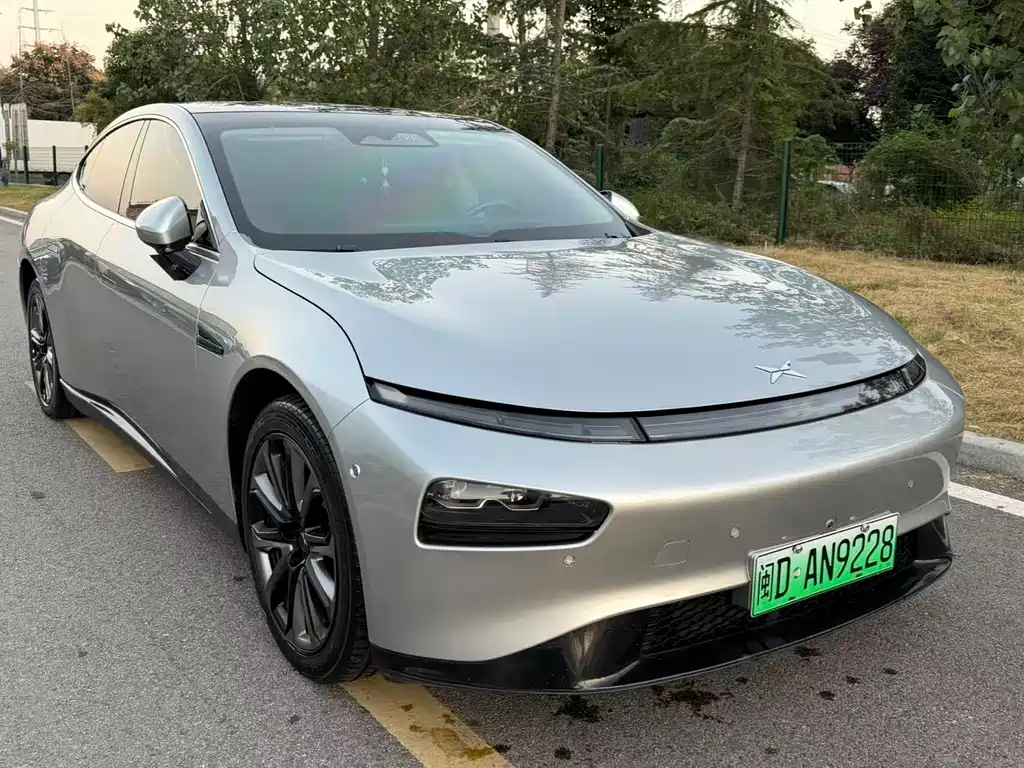 XPeng P7 — миниатюра 3