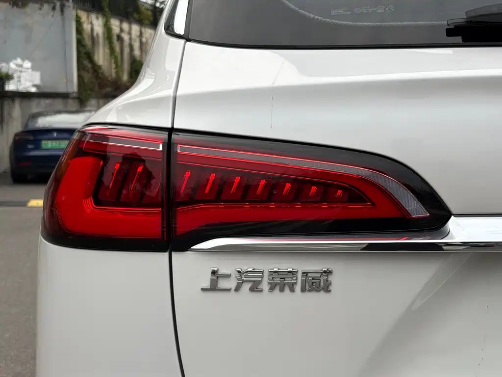 Roewe RX5 MAX — миниатюра 11