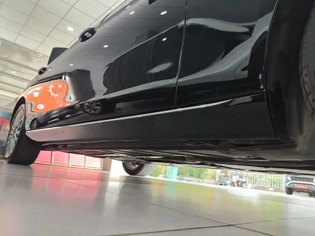 Mercedes-Benz E-Class — миниатюра 21