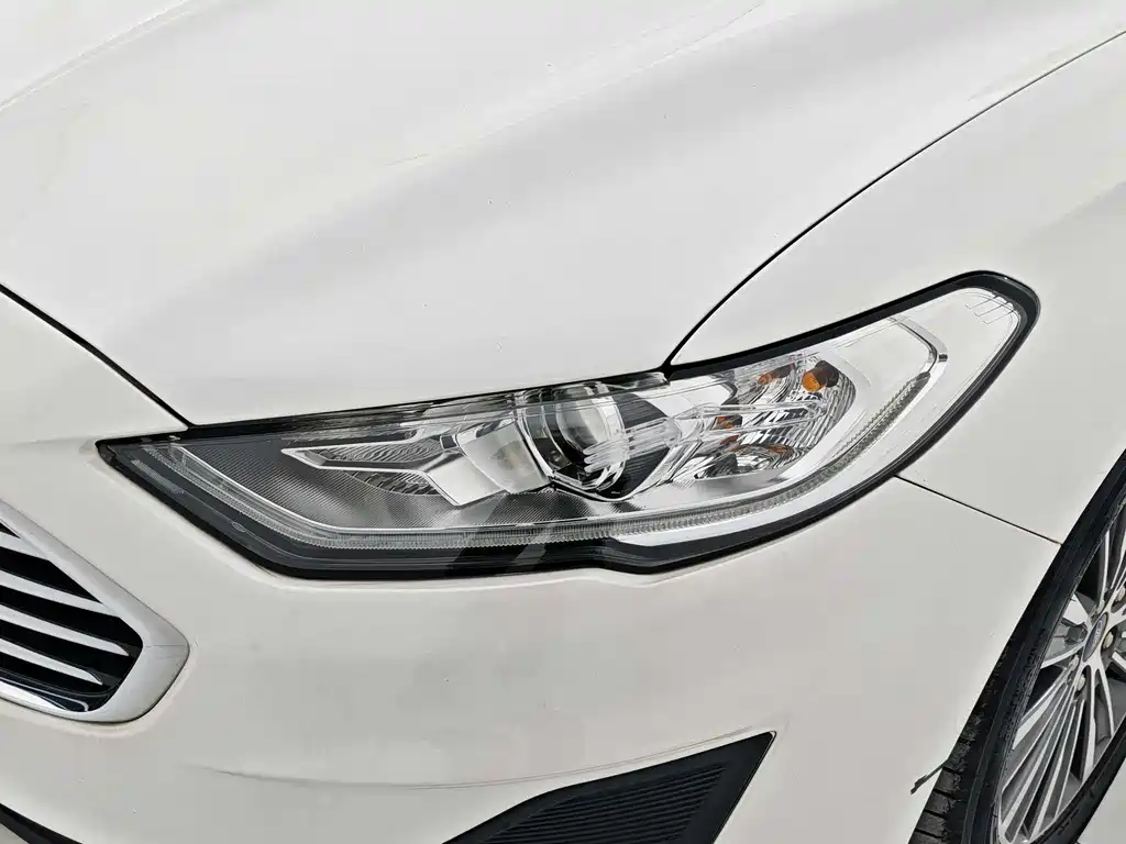 Ford Mondeo 2018 2.0 PHEV Fashion VI