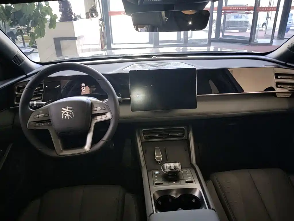 BYD Qin L — миниатюра 10