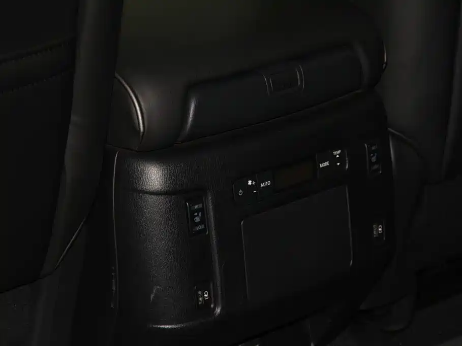 Infiniti QX80 — миниатюра 23