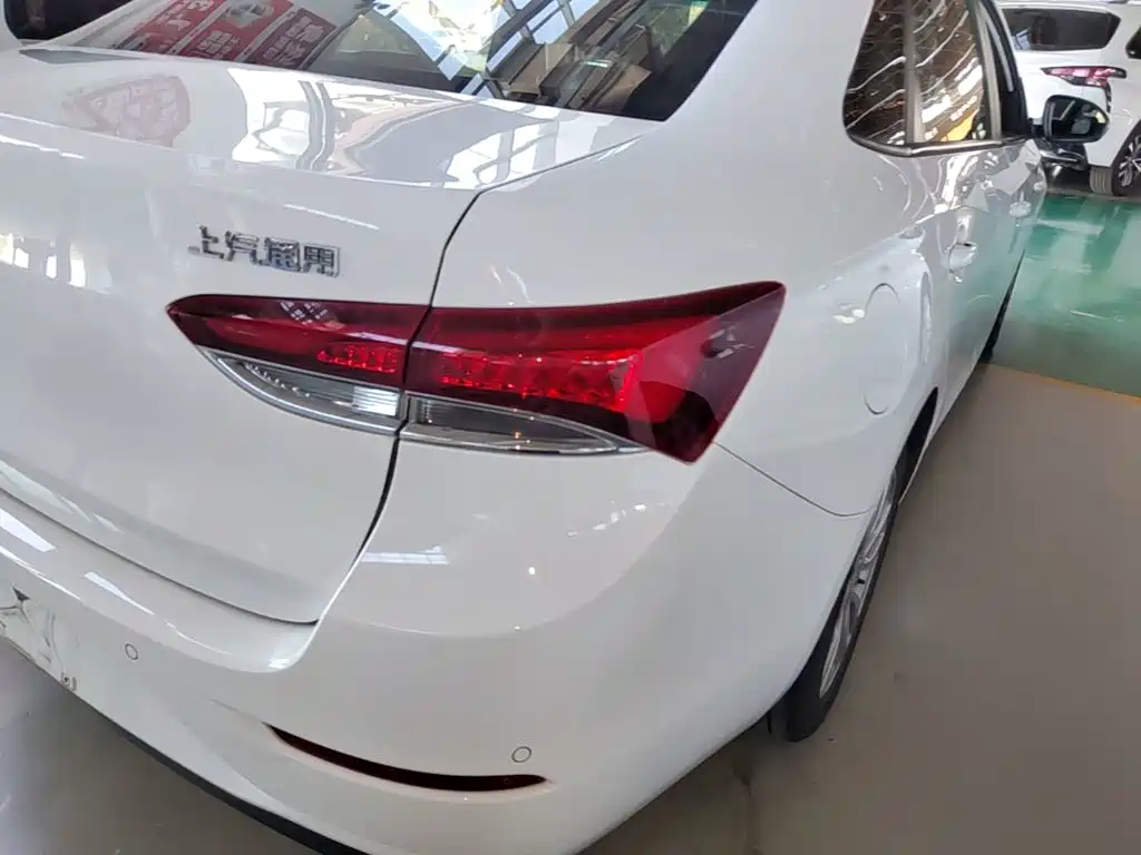Buick Excelle — миниатюра 8