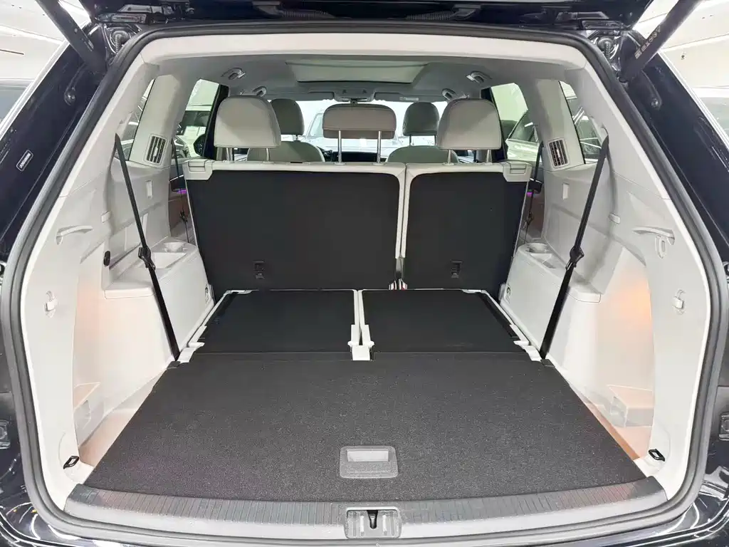 Volkswagen Teramont — миниатюра 22