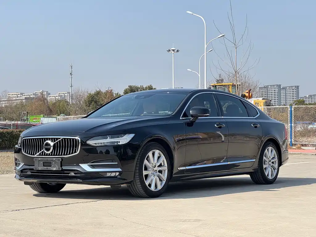 Volvo S90 2019