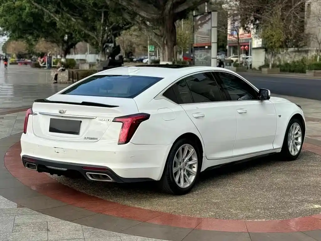 CADILLAC  CT5