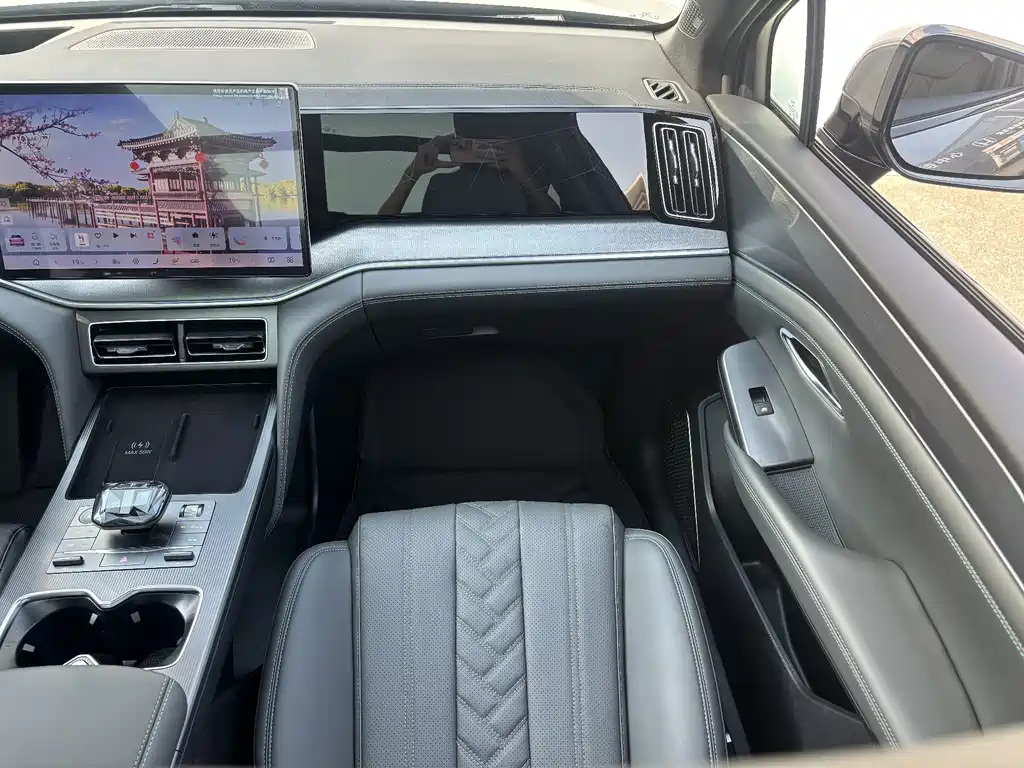 BYD L DM-i — миниатюра 15