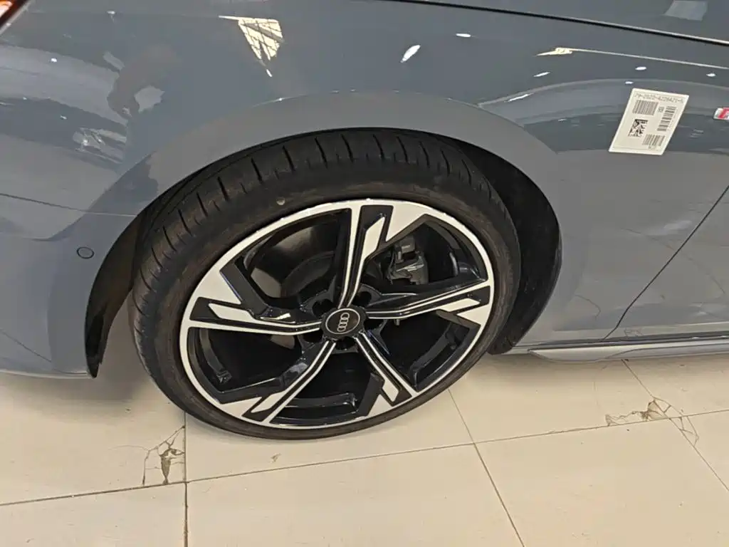 Audi A4L — миниатюра 25