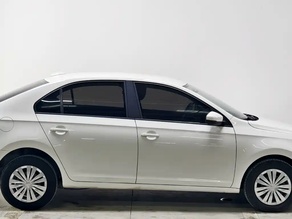 Volkswagen Santana — миниатюра 8