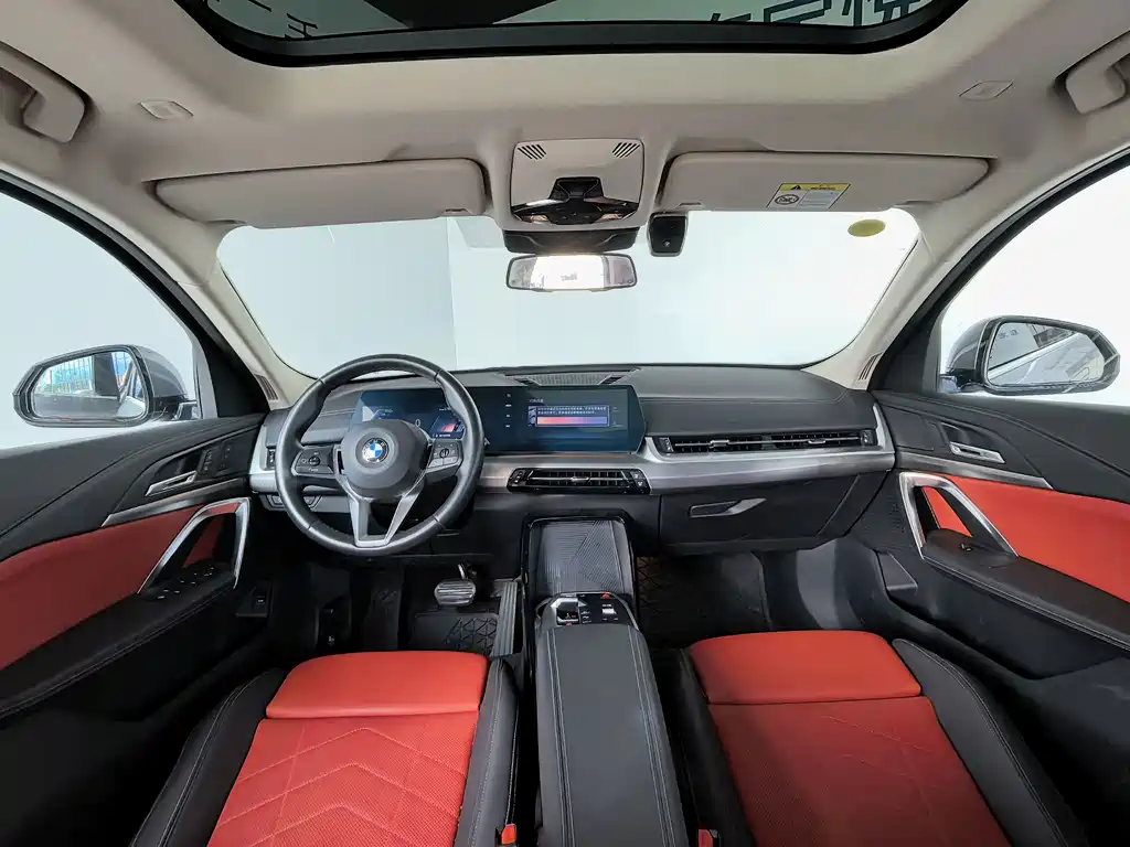 BMW X2 (Import) — миниатюра 5