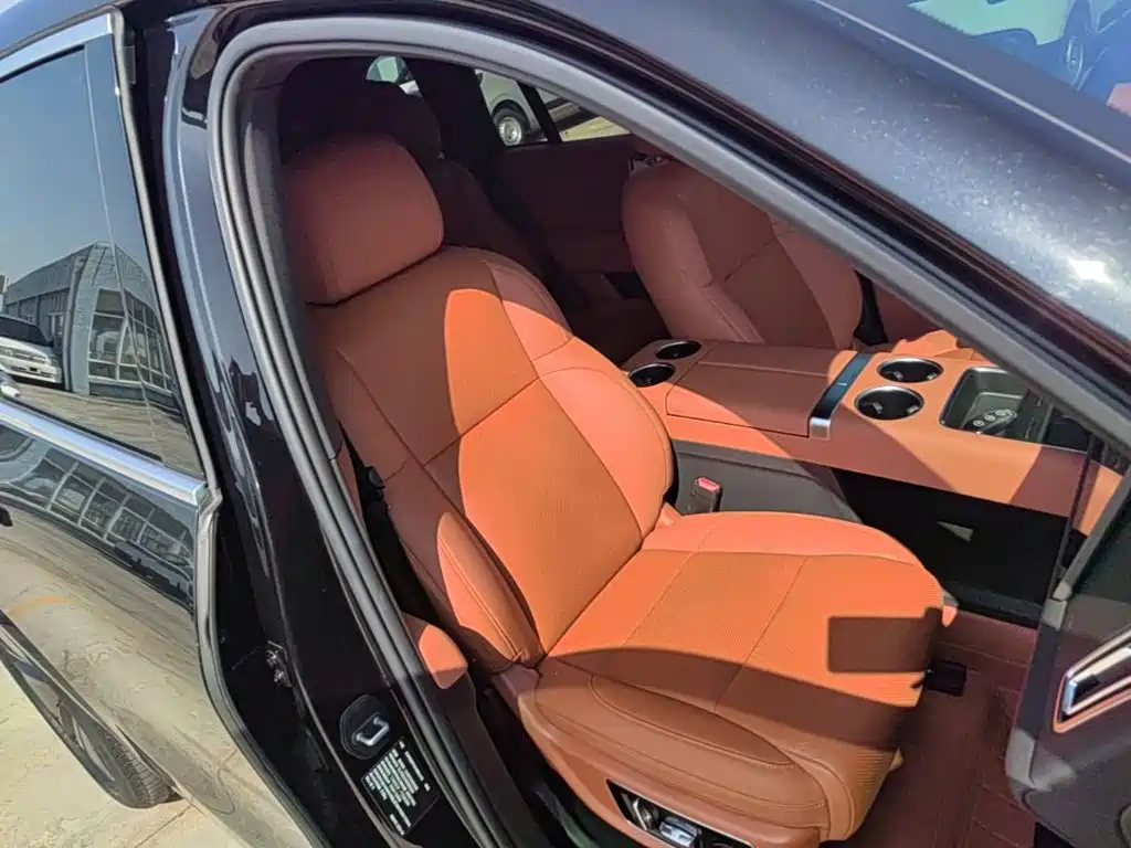 Li Auto Li L8 — миниатюра 25