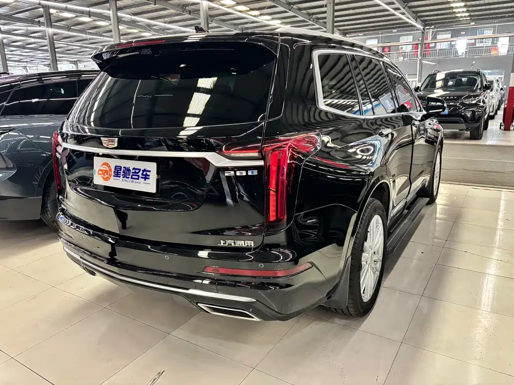 Cadillac XT6 — миниатюра 11