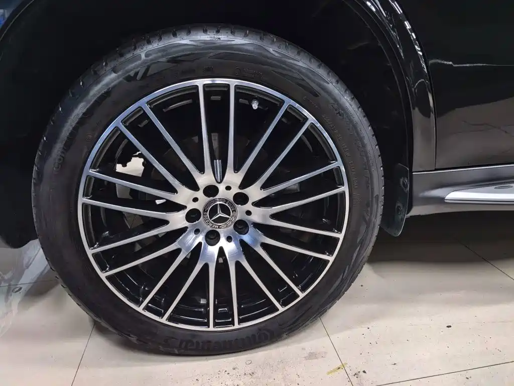 Mercedes-Benz GLC — миниатюра 9