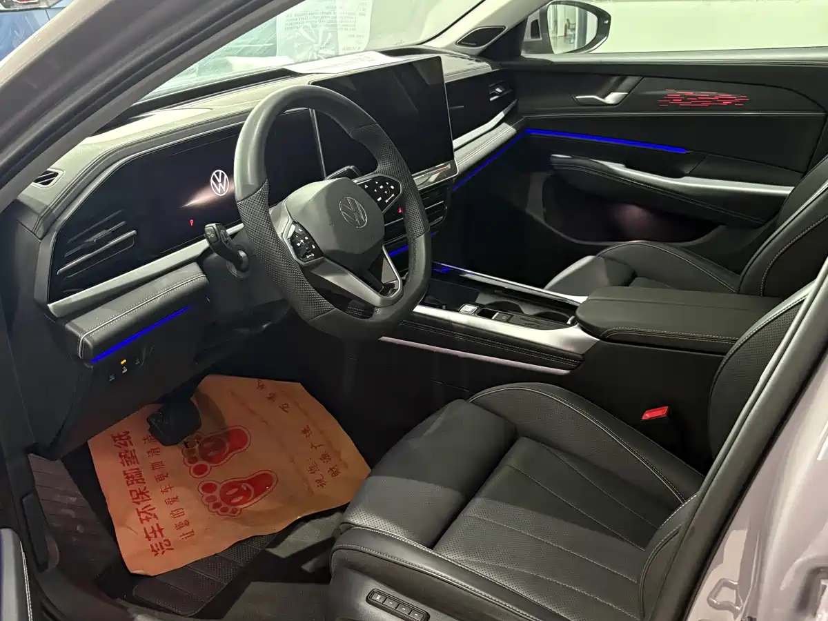 Volkswagen Passat id 4583723 из Китая 7