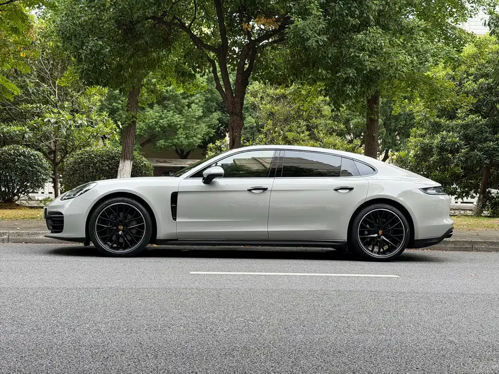 Porsche Panamera — миниатюра 7