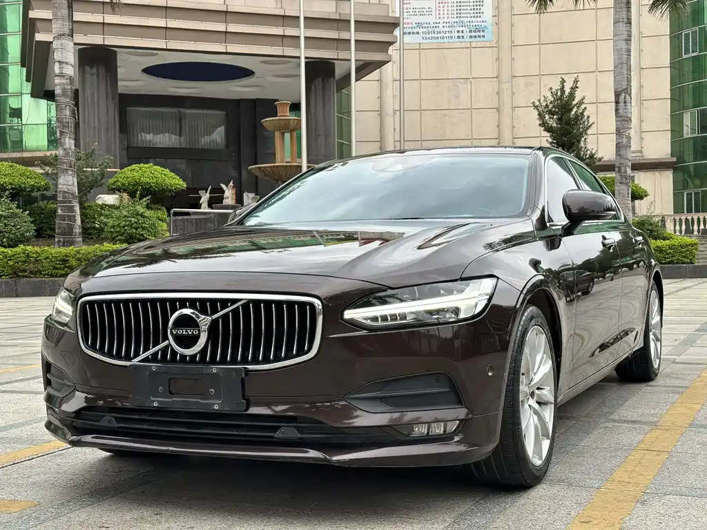 Volvo S90 2018