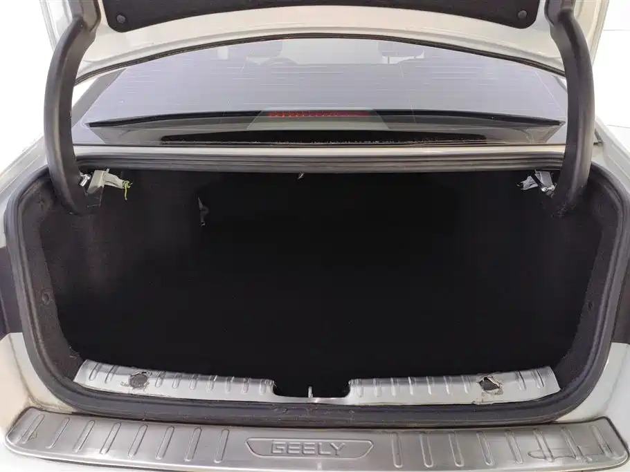 GEELY AUTOMOBILE EMGRAND GL