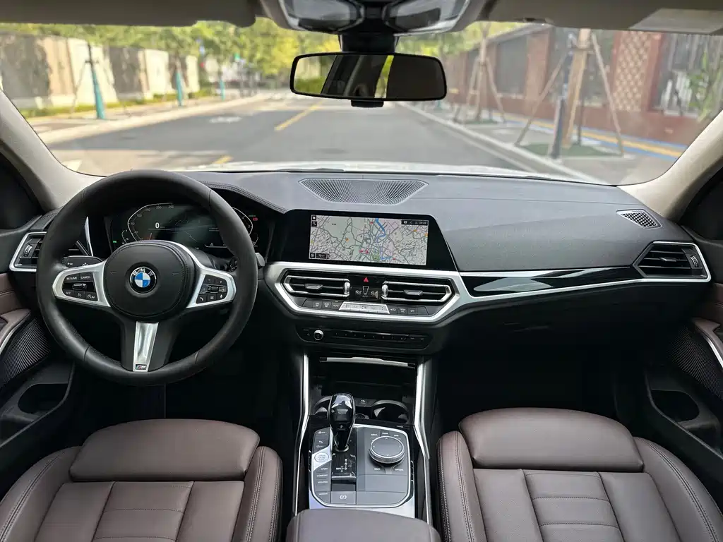 BMW 3 Series — миниатюра 14