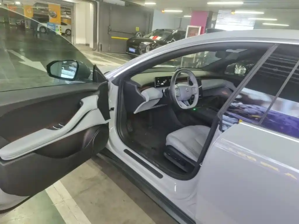 NIO ET5T — миниатюра 16
