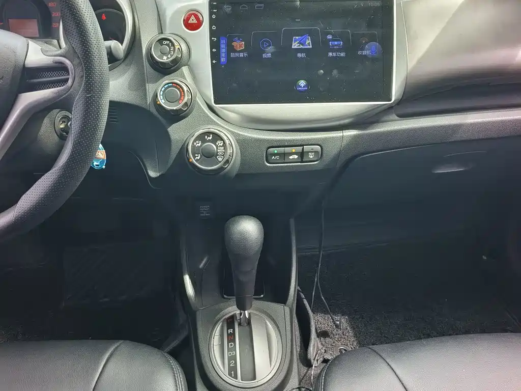 Honda Fit — миниатюра 17