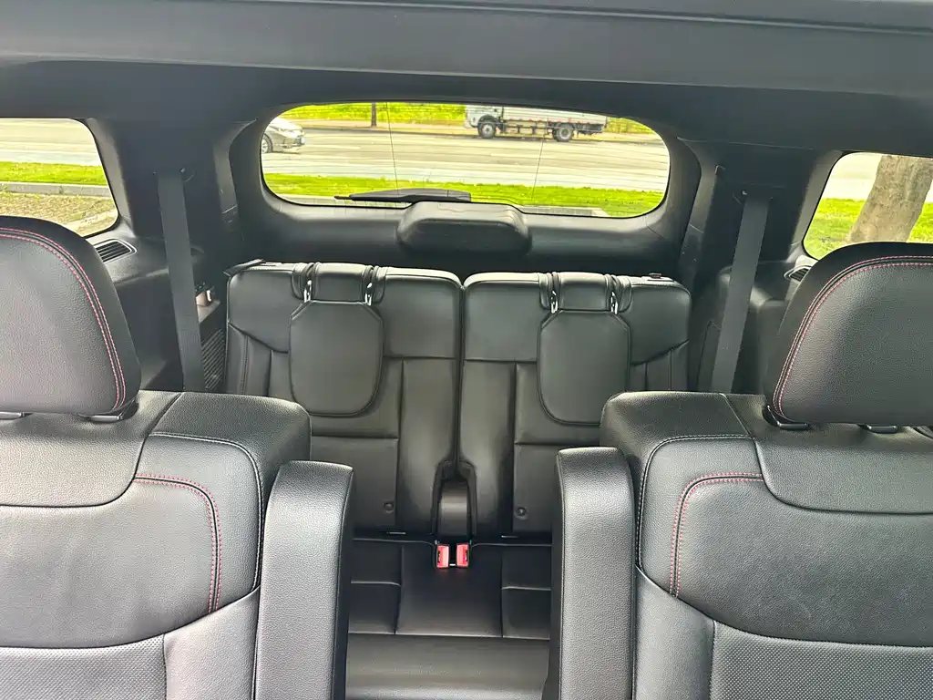 Ford Explorer — миниатюра 13