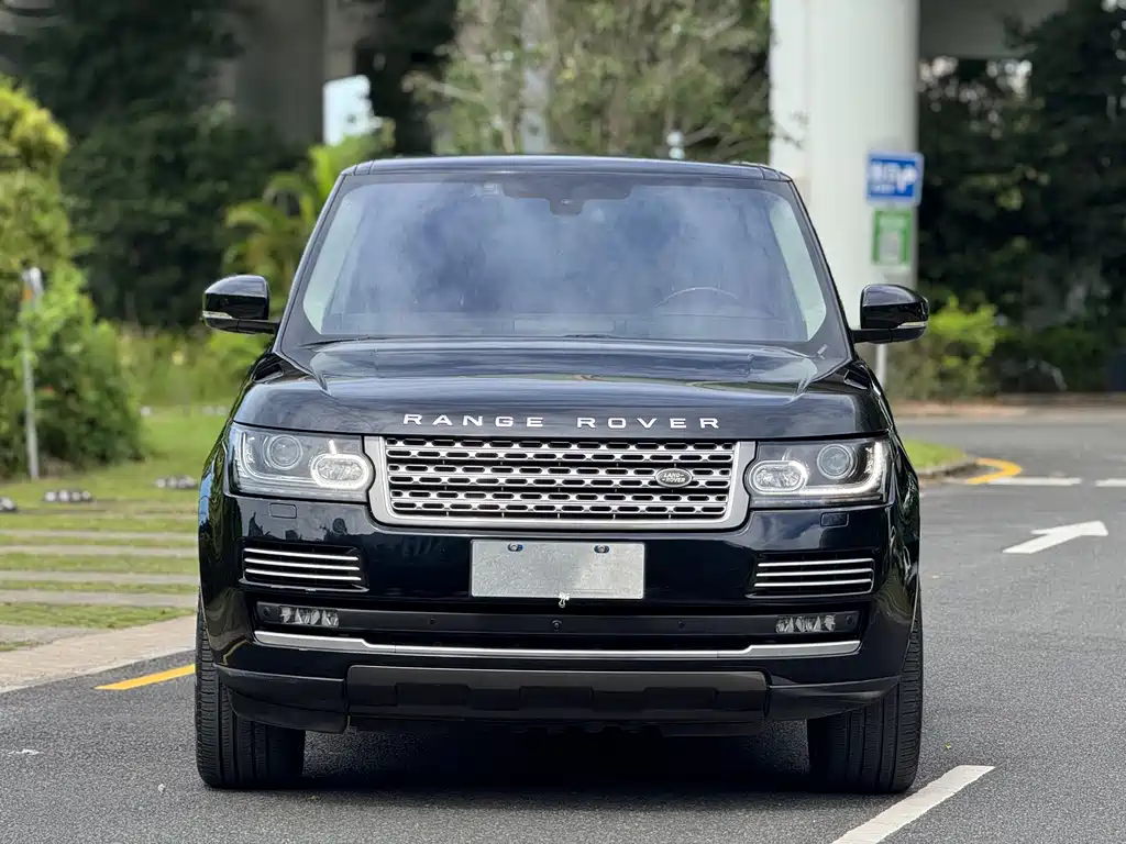 Land Rover Range Rover — миниатюра 3