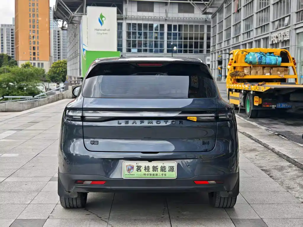 Leapmotor Leapmotor B10 — миниатюра 4