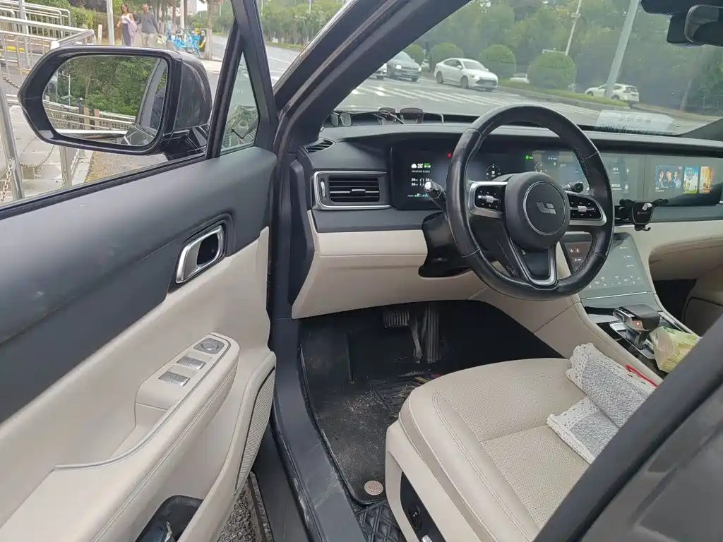Li Auto Li ONE — миниатюра 14