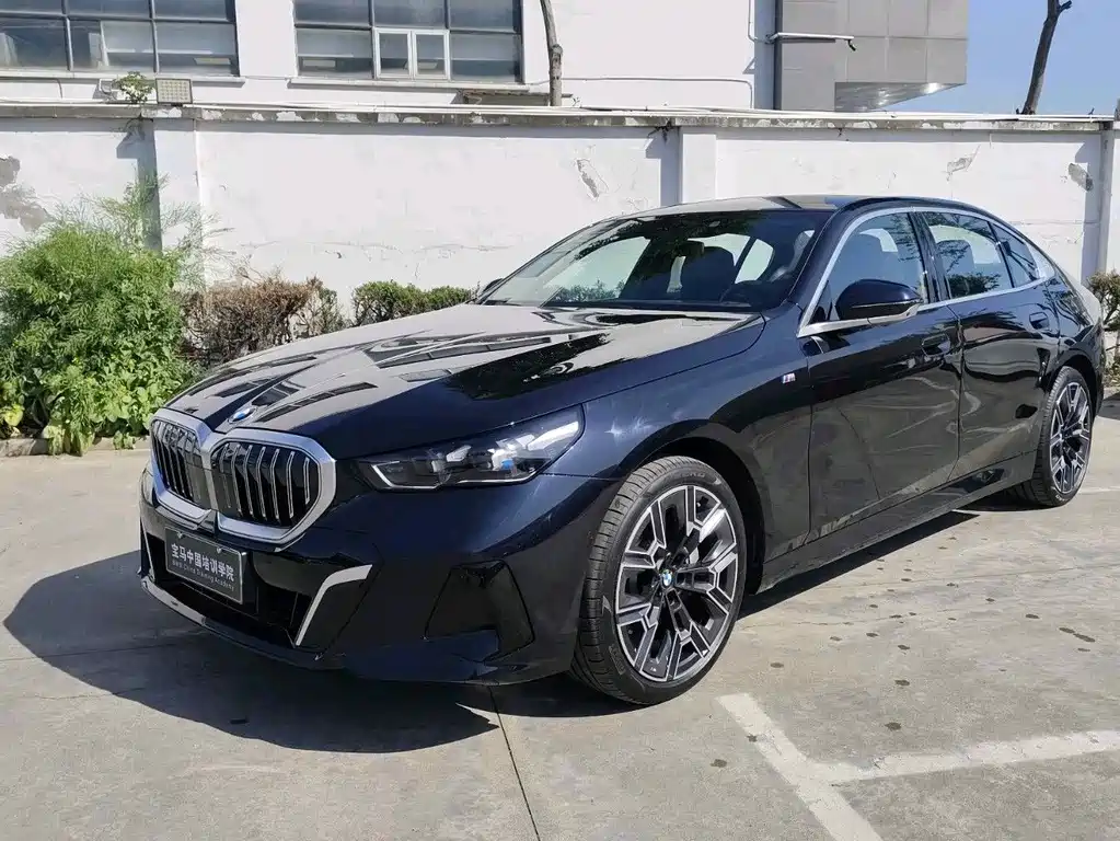 BMW 5 Series 0