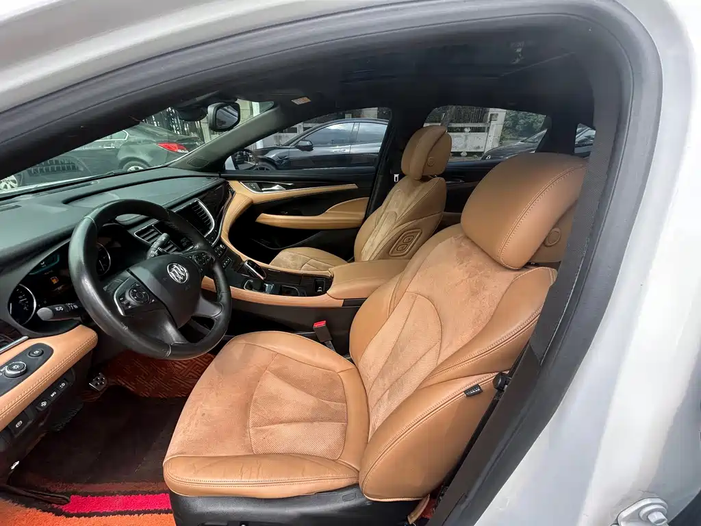 Buick LaCrosse — миниатюра 6