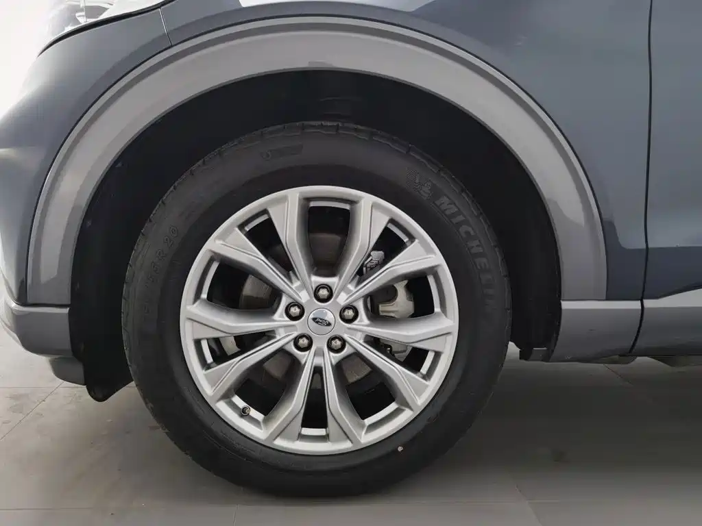 Ford Explorer — миниатюра 17
