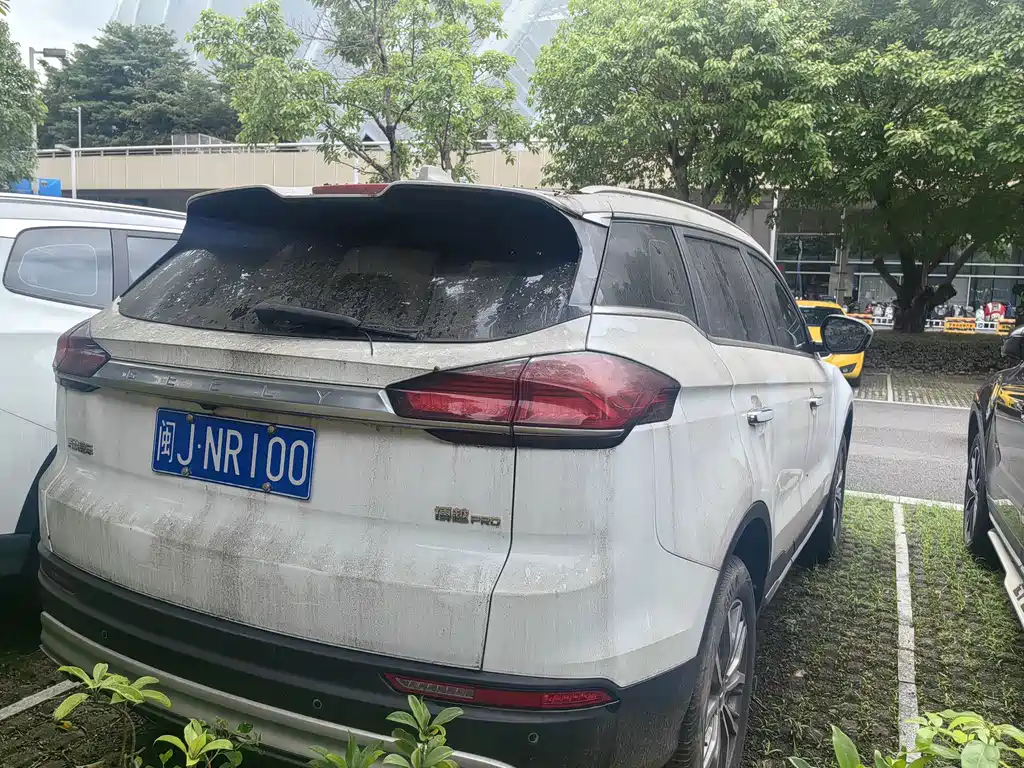 Geely Boyue — миниатюра 4