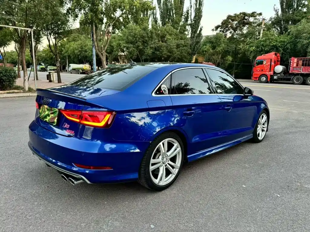 Audi S3 — миниатюра 9