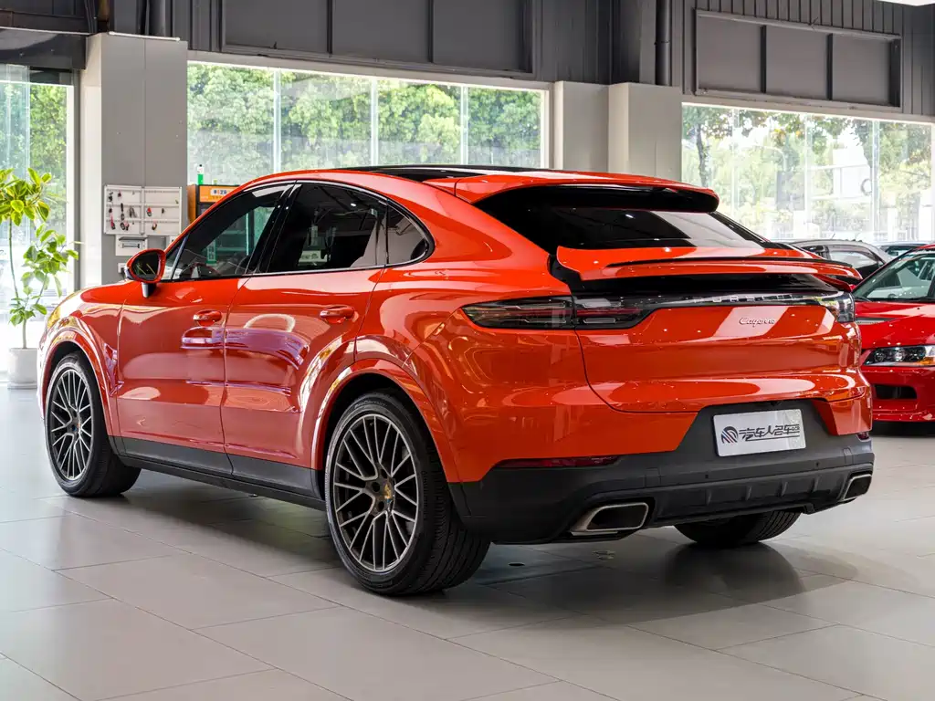 Porsche Cayenne — миниатюра 22