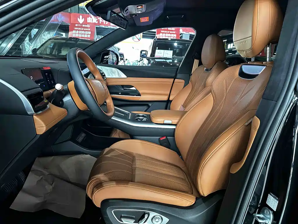 XPeng G9 — миниатюра 8