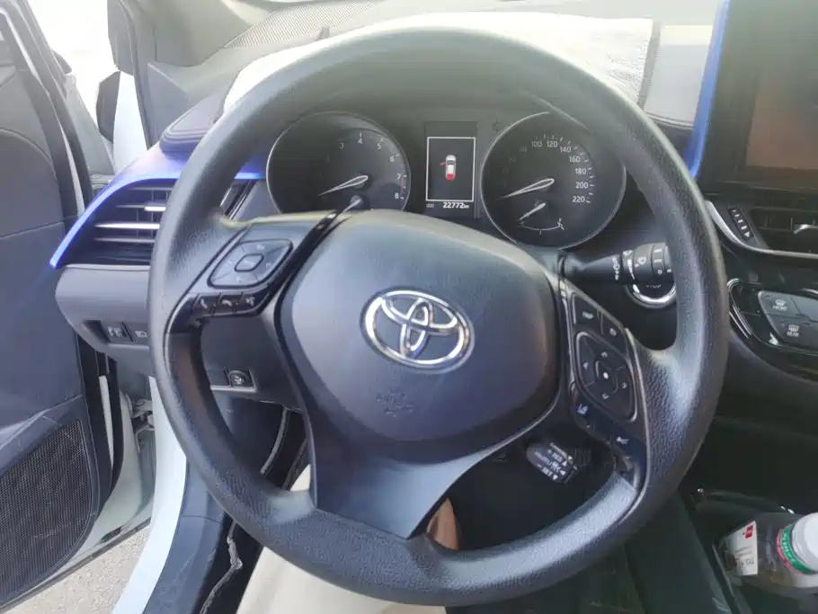 Toyota C-HR — миниатюра 15