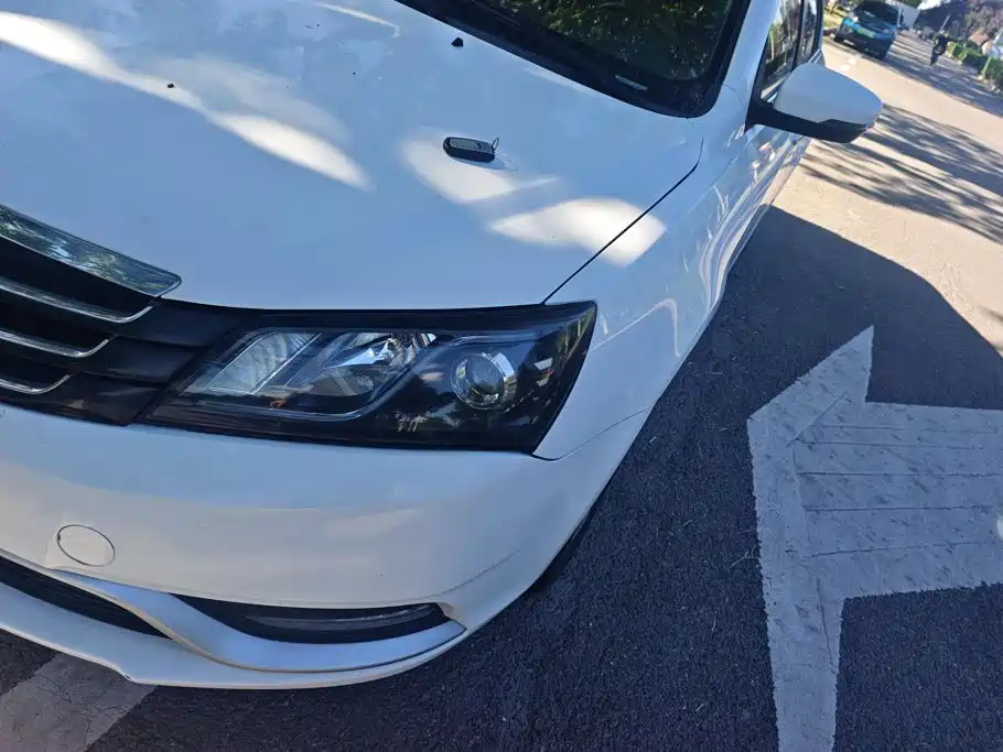 Geely Emgrand — миниатюра 5