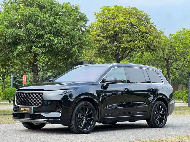 Li Auto ONE