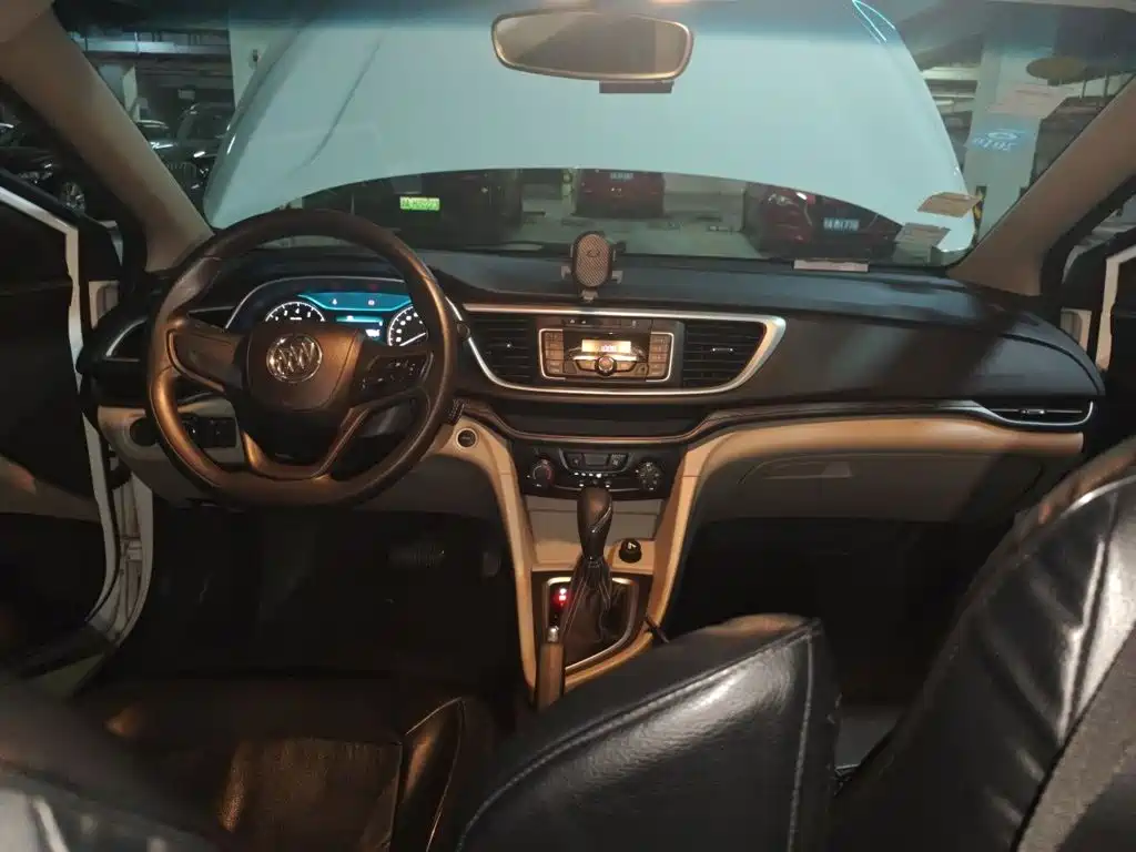 Buick Excelle — миниатюра 13