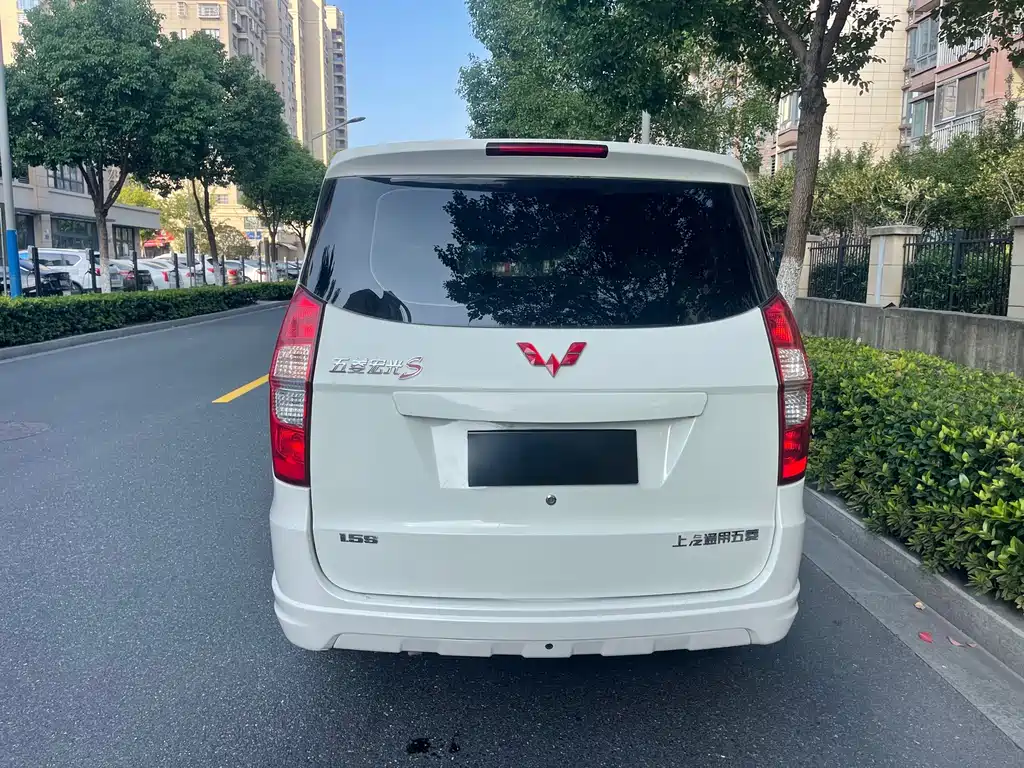 Wuling Hongguang — миниатюра 4